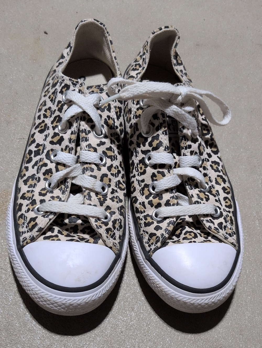 Converse Leopard Print Canvas Sneakers in Black, Tan, White Kids Size 2